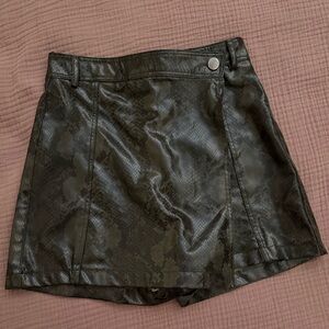 Zara snake skin Leather Skort